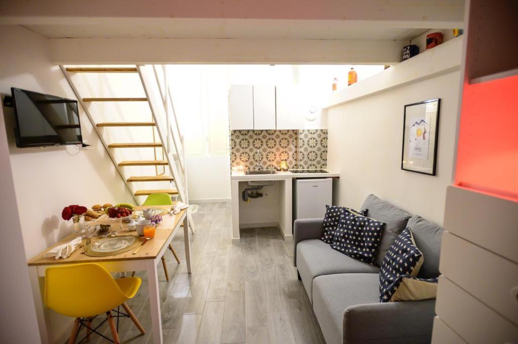 Central Guest House Naples Luaran gambar
